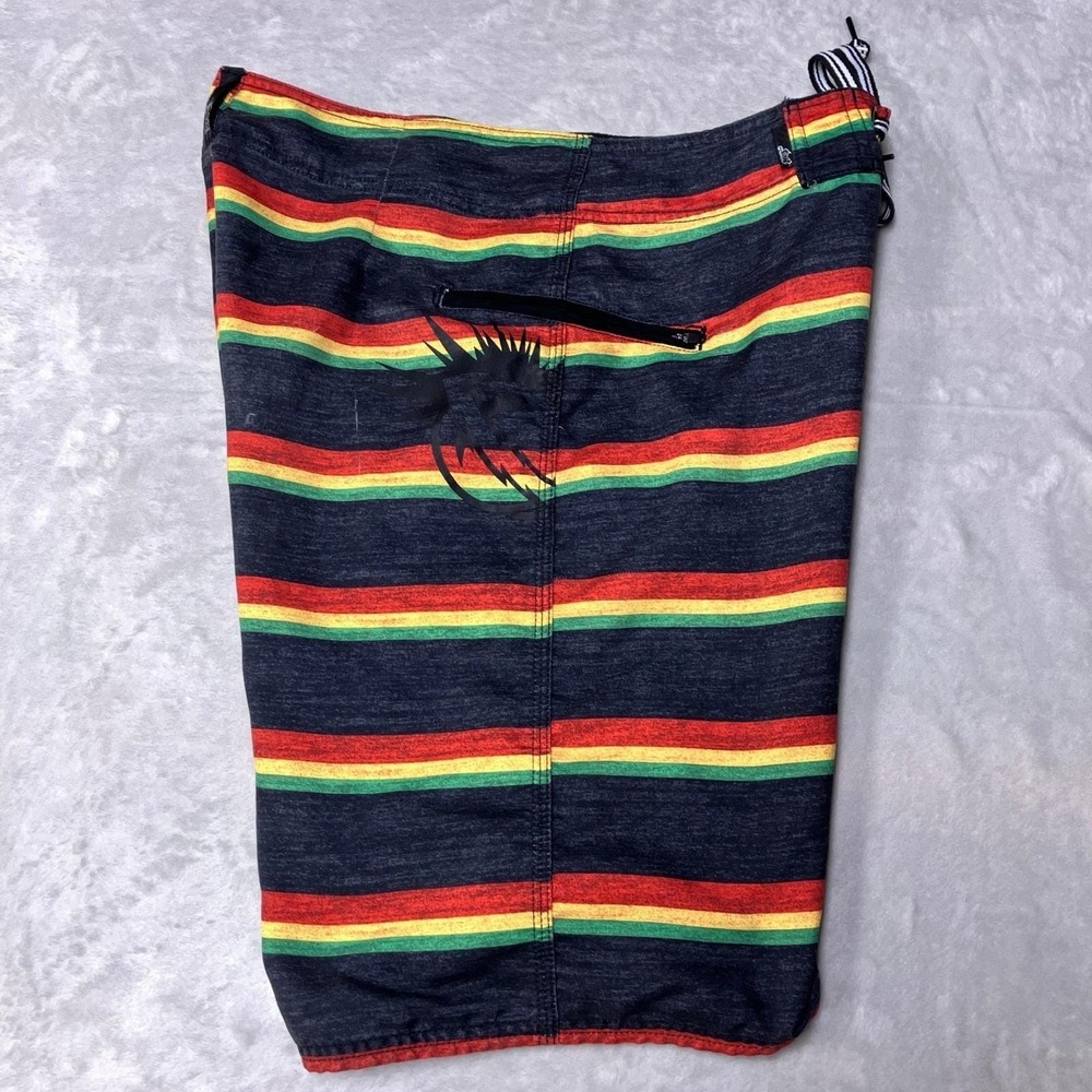 Vintage Lost Enterprises Board Shorts Rasta Striped Surf Skate Swim Y2K Mens 32